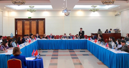 Вьетнам и Российская Федерация сотрудничают в профориентации вьетнамской молодежи