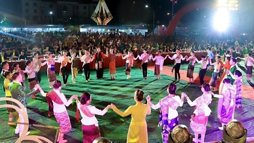 Захватывающий Фестиваль культурного туризма Шонла – Хуапхань Лаос