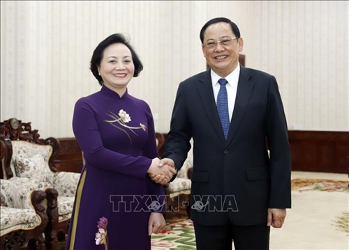 Премьер-министр Лаоса С Сифандоне высоко оценил сотрудничество между министерствами внутренних дел Лаоса и Вьетнама