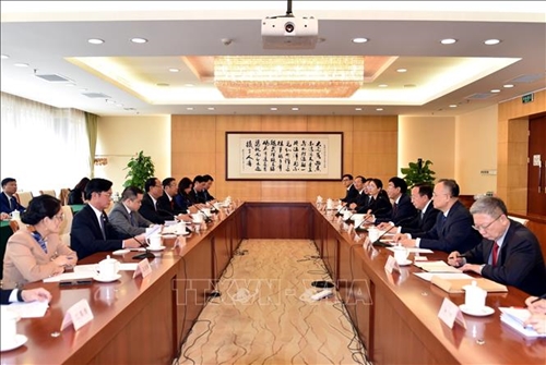 Развитие практического и эффективного сотрудничества между двумя парламентскими группами дружбы Вьетнама и Китая