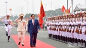 Премьер-министр Фам Минь Тьинь принял участие в церемонии празднования 50-го традиционного дня Сил мобильной полиции