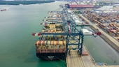 Резко вырос объем перевозимых через порт товаров