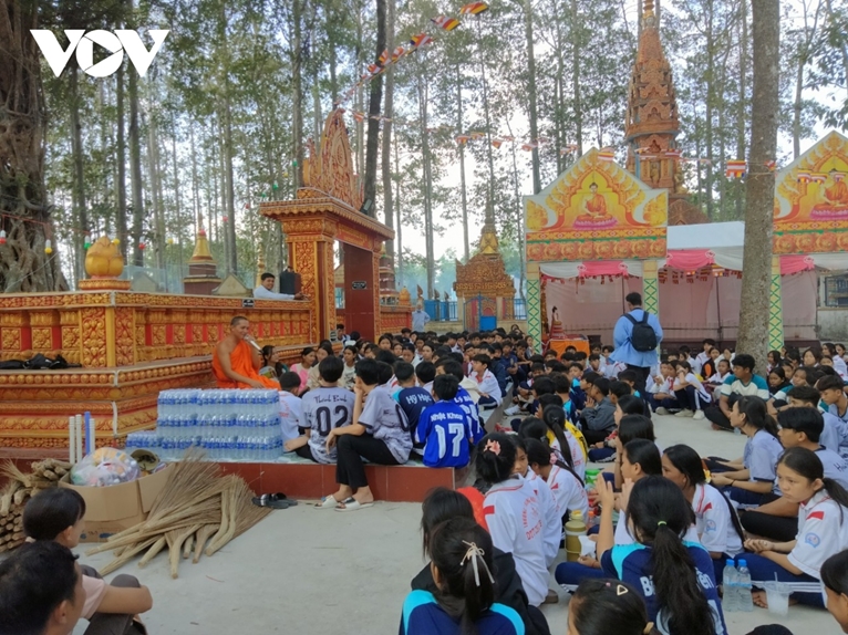 Множество уникальных культурных и спортивных мероприятий в традиционный кхмерский Новый год