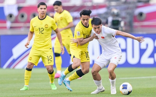 Сборная U23 Вьетнама обыграла команду Малайзии со счетом 2 0
