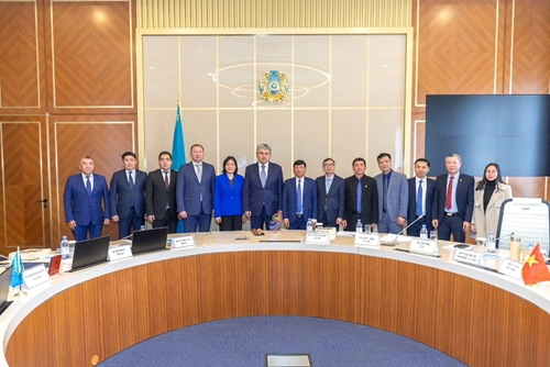 Восточный Казахстан и провинция Бакнинь Вьетнама станут побратимами