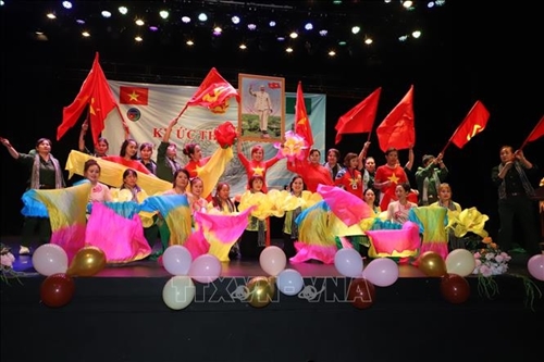 Вьетнамцы в Макао радостно отметили 49-летие национального воссоединения