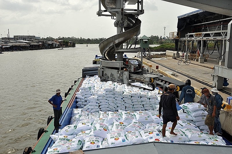 Камбоджа — крупнейший рынок импорта удобрений Вьетнама