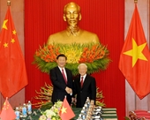 Líderes vietnamitas y chinos intercambian saludos por Año Nuevo Lunar