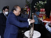 El presidente Nguyen Xuan Phuc rinde homenaje a los soldados de Dien Bien Phu
