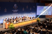 Vietnam asiste a la XII Conferencia Ministerial de la OMC en Ginebra