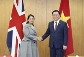 El presidente del Parlamento vietnamita se reúne con la secretaria del Interior del Reino Unido