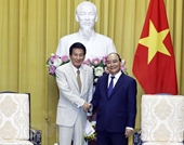 Presidente del país recibe al ex embajador especial para Vietnam-Japón