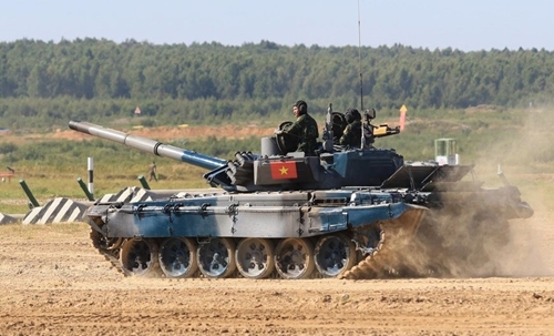 Actuación del equipo de tanque de Vietnam en Army Games 2022