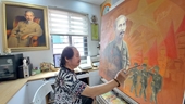 El artista dedica toda su vida a pintar al tío Ho