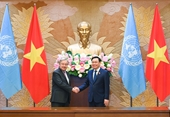 Presidente de la Asamblea Nacional, Vuong Dinh Hue, se reúne con el secretario general de las Naciones Unidas