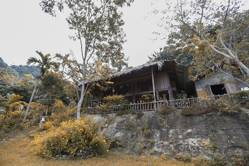 Hoa Binh Belleza pacífica en el pueblo de turismo comunitario de Da Bia