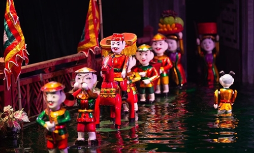 Preservan el arte tradicional de marionetas acuáticas