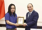 Presidente Nguyen Xuan Phuc elogia al joven talento de la literatura