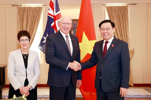 El gobernador general de Australia recibe al presidente de la Asamblea Nacional de Vietnam