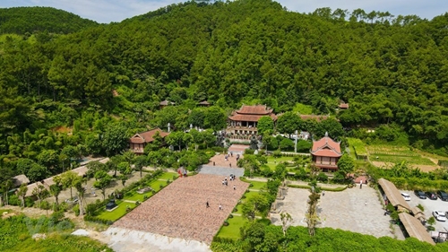 Descubre Dia Tang Phi Lai Tu, hermosa pagoda en la provincia de Ha Nam