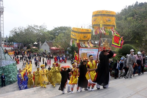 Comienza el Festival del Templo de Cua Ong
