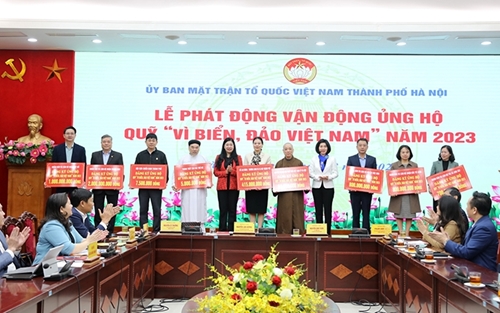 Cerca de 31 mil millones de dongs comprometidos para el fondo “Para el mar y las islas de Vietnam” en 2023