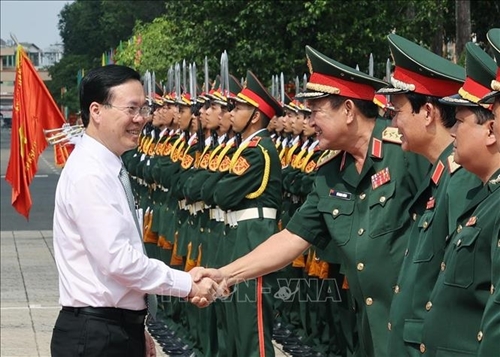 El presidente Vo Van Thuong orienta el desempeño de las misiones de la IX Zona Militar