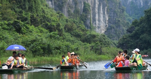 Aumenta número de turistas internacionales en Vietnam