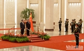 Primer ministro chino preside ceremonia de bienvenida a primer ministro vietnamita
