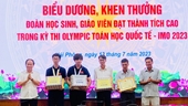 Provincia de Hai Phong premia a los estudiantes ganadores de la Olimpiada Internacional de Matemáticas