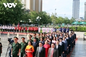 Ceremonias de ofrenda de incienso por los héroes y mártires vietnamitas celebradas en Camboya