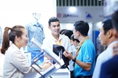 Exposición sobre comercio electrónico transfronterizo en Vietnam