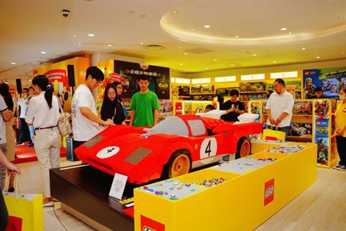 La primera tienda oficial de LEGO está abierta en Vietnam