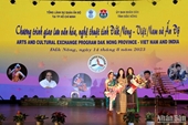 Dak Nong promueve el intercambio cultural y artístico con la India