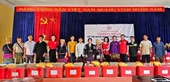 Cruz Roja de Vietnam brinda apoyo a los residentes más afectados por inundaciones en Yen Bai