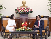 Canciller vietnamita recibe a presidenta del Senado belga