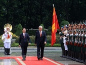 Presidente kazajo concluye exitosamente su visita oficial a Vietnam