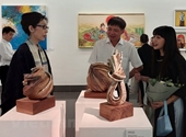 Exposición sobre la amistad entre Vietnam y Singapur El arte de conectar personas