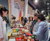 Vietnam participa en la Feria Internacional de Caridad en Mongolia