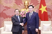 Homenaje a los aportes del embajador laosiano a relaciones con Vietnam