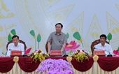 El presidente del Parlamento orienta el desarrollo de la provincia de Soc Trang