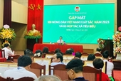 Honran a 100 sobresalientes agricultores vietnamitas