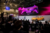 Fabricante de vehículos eléctricos VinFast apunta a expandirse en 50 mercados