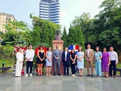 Homenaje al presidente dominicano Juan Bosch, gran líder con especial cariño por el presidente Ho Chi Minh