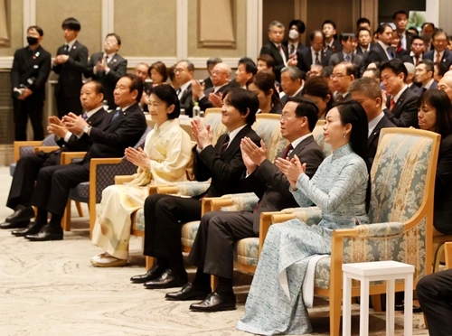 Celebración oficial del quincuagésimo aniversario de relaciones diplomáticas Vietnam-Japón