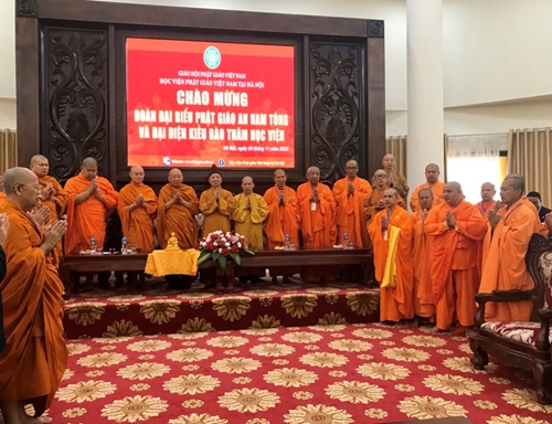 El budismo Annamnikaya estrechan los lazos entre Vietnam y Tailandia