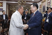 Encuentro entre el presidente de la Asamblea Nacional y exmandatarios de Laos