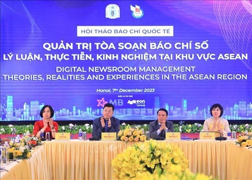 Debaten en Vietnam gestión de salas de redacción digitales de ASEAN
