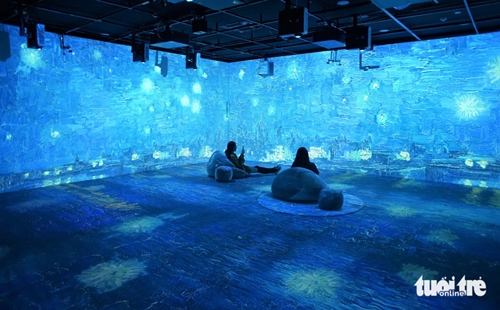 Primera exposición de arte interactivo multisensorial Van Gogh en Ciudad Ho Chi Minh