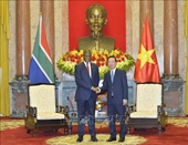 Sudáfrica aboga por promover la cooperación multifacética con Vietnam
